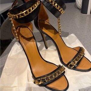 Victoria Beckham Black and Gold Chain Heels